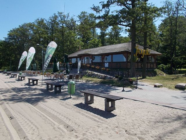 Tolkmicko-bar Fregata na plaży